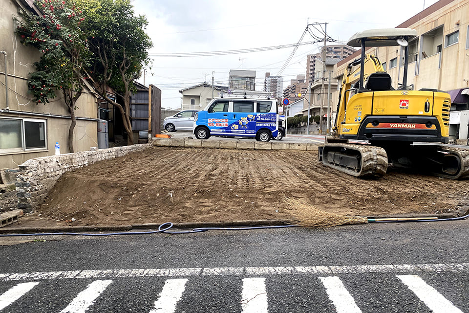 建物解体工事後の更地